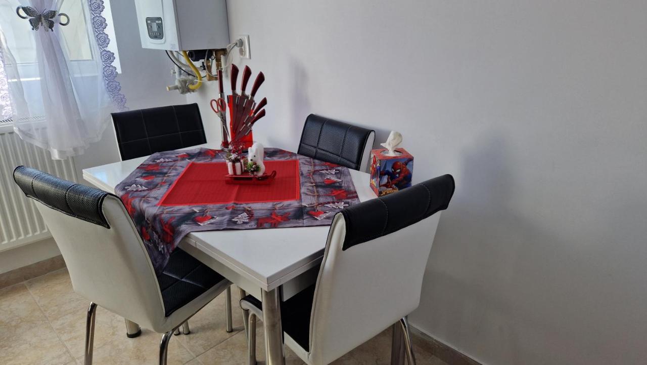 Best Apart Garii- Check In Independent บราชอฟ ภายนอก รูปภาพ